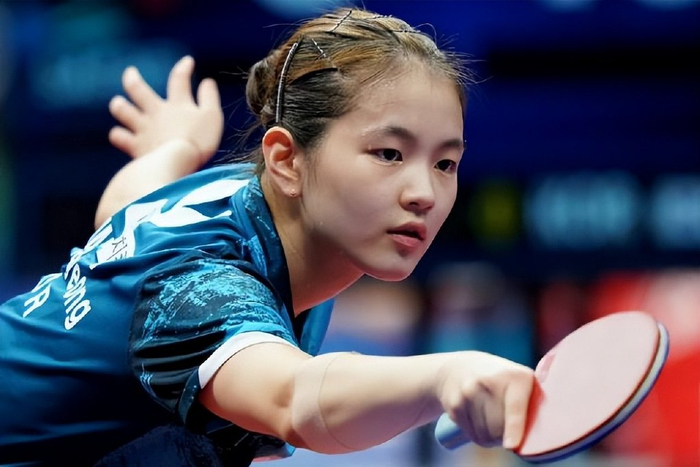 包含乒乓球季后赛上演强强对话，燕山貔貅队淘汰对手瓯越灰熊队，战术调整见效；细节处理更胜一筹的词条