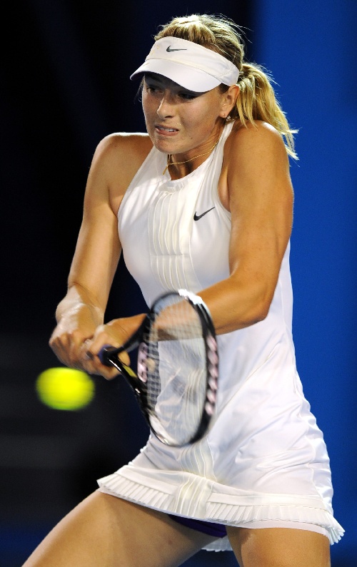 28圈体育- 莎拉波娃在加拿大队比赛中逆转,逆转引发热议的是谁 